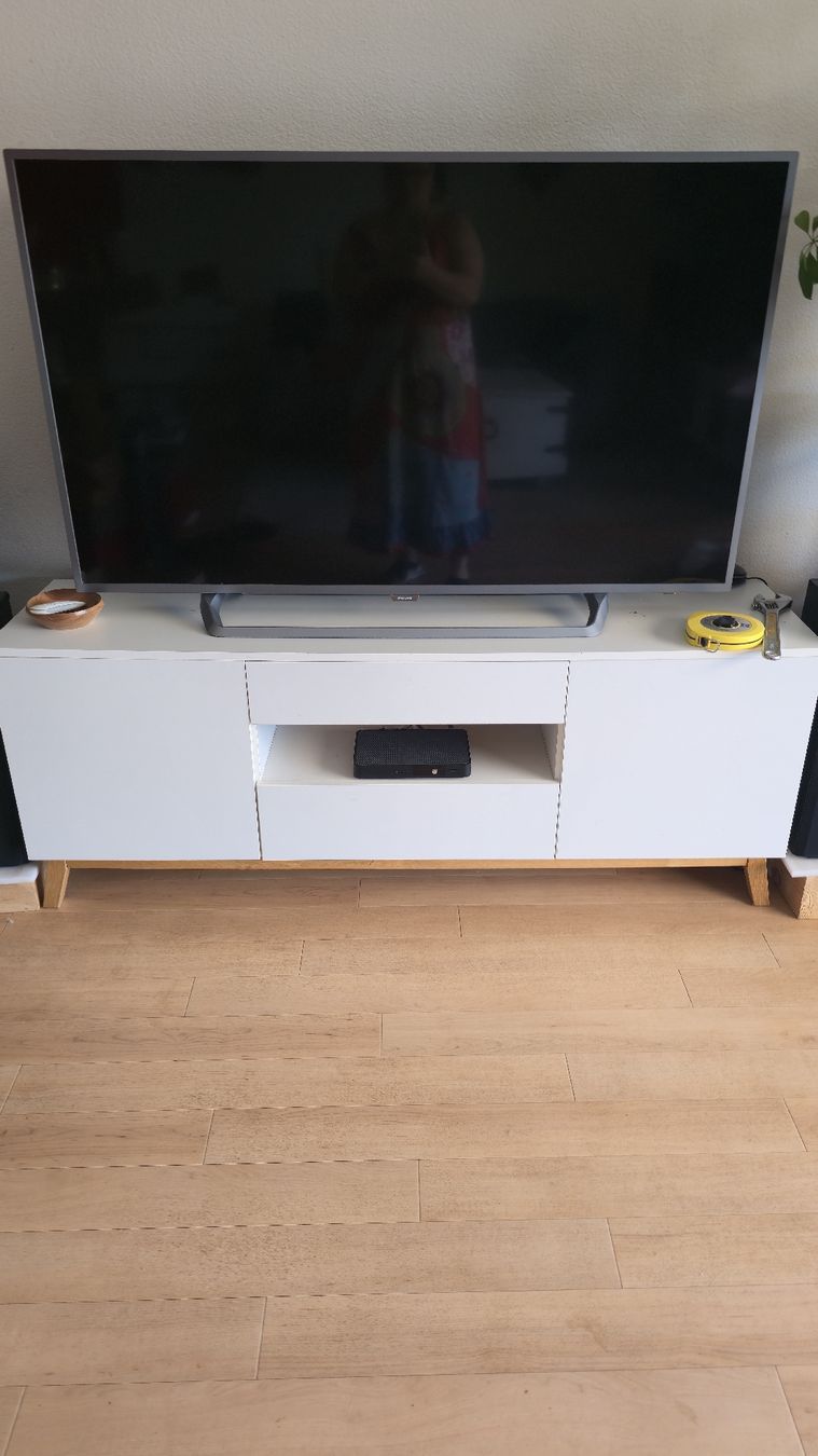 TV Möbel: Sideboard – Gebraucht aus Hinwil von Wo-ma14