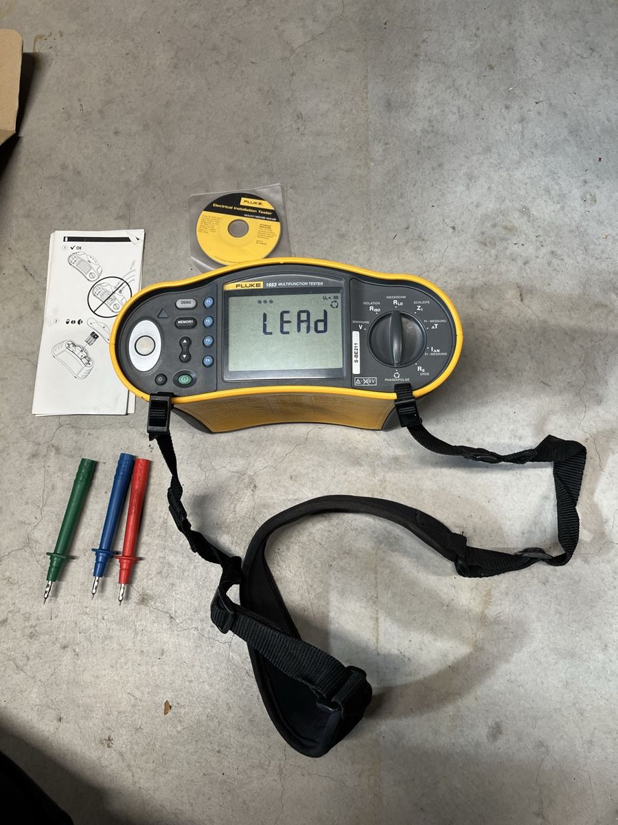 Fluke Mesurer: Fluke 1653 Multifunktions Tester – D'occasion à Rabius par Paulchen1981 5