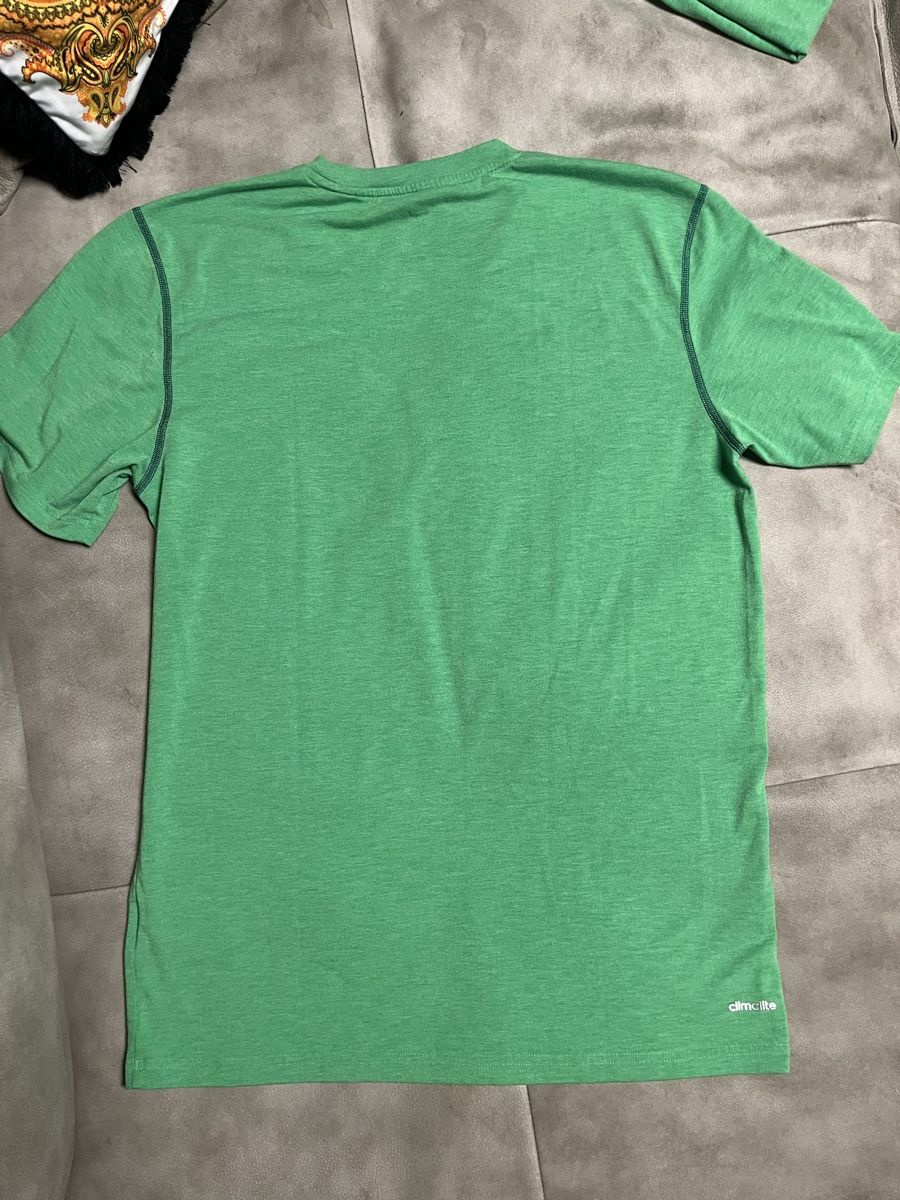 Adidas T-shirt: Adidas Climacool Funktionsshirt, Gr. M! – Usato da Oberengstringen venduto da Baby_Fashion 1