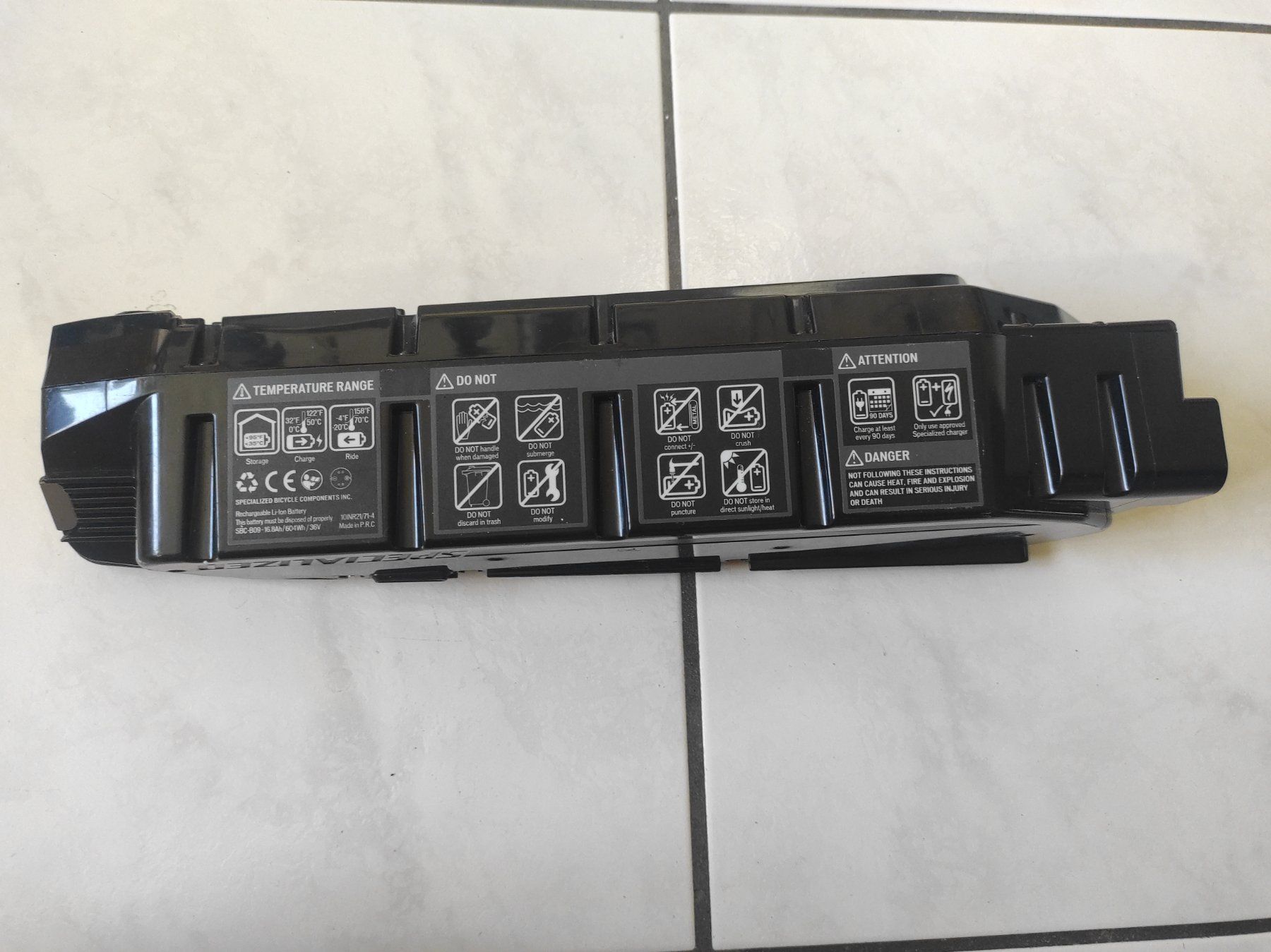 Bionx Batteries: Specialized VADO eBike Akku 36V Akkupack – Défectueux à Niederwil AG par red.santa 2
