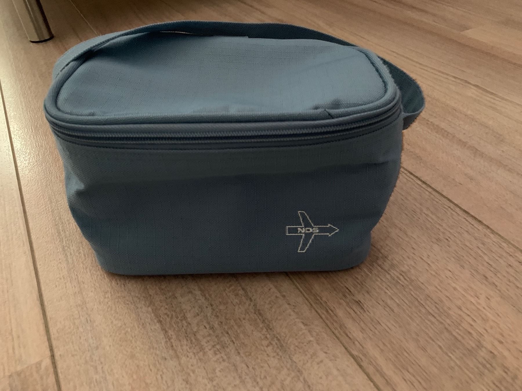 Custodie per cosmetici: Necessaire hellblau von NDS – Usato da Bonstetten venduto da VCLS