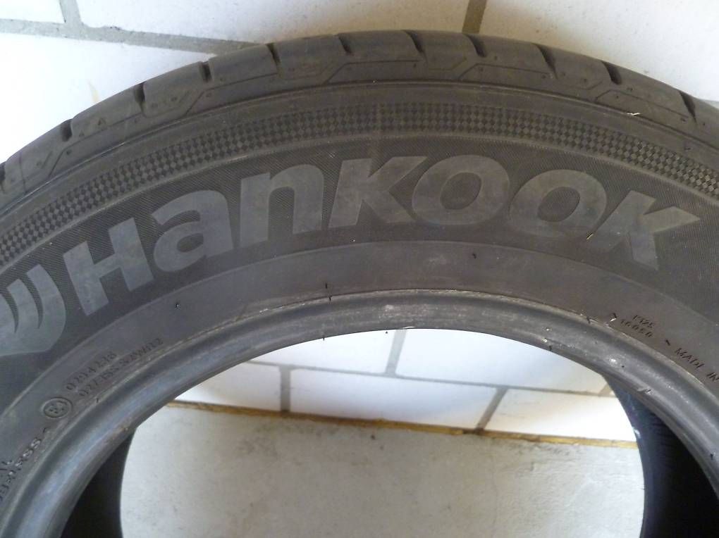 Pneus & Kompletträder: Sommer-Autopneu 215/65R16 – Gebraucht aus Hauptikon von Steelmausi