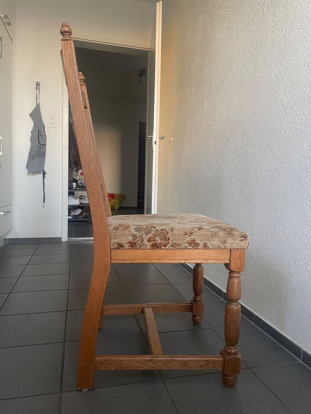 Stühle: Stühle (4 Stück) – Gebraucht aus Birsfelden von Dudelndes 2
