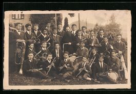 Foto-AK Junge Blasmusikkapelle, Musiker 