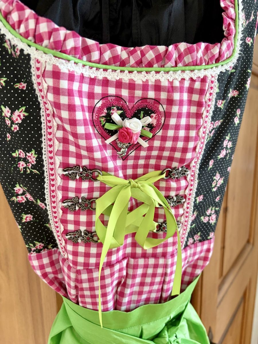Vestiti: Dirndl Kleid schwarz rosa Grösse S – Usato da Spreitenbach venduto da BeaW07 1