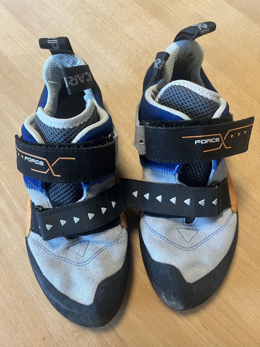 Scarpa Chaussures hommes: Kletterschuhe Scarpa Force X Gr. 41 – D'occasion à Niederbipp par zimtzucker78
