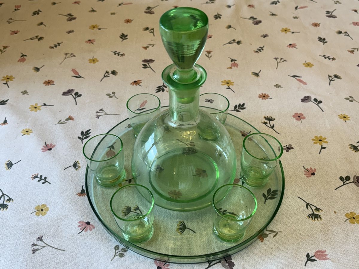 Bicchieri: Set per liquori (Schnaps set) ticinese – Usato da Lausanne venduto da ValeMerky