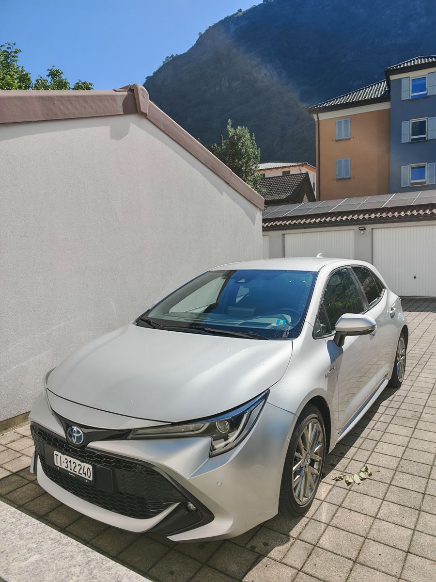 Toyota Automobili: Toyota Corolla 2.0 HSD Trend – Usato da Biasca venduto da MatteoFoglia