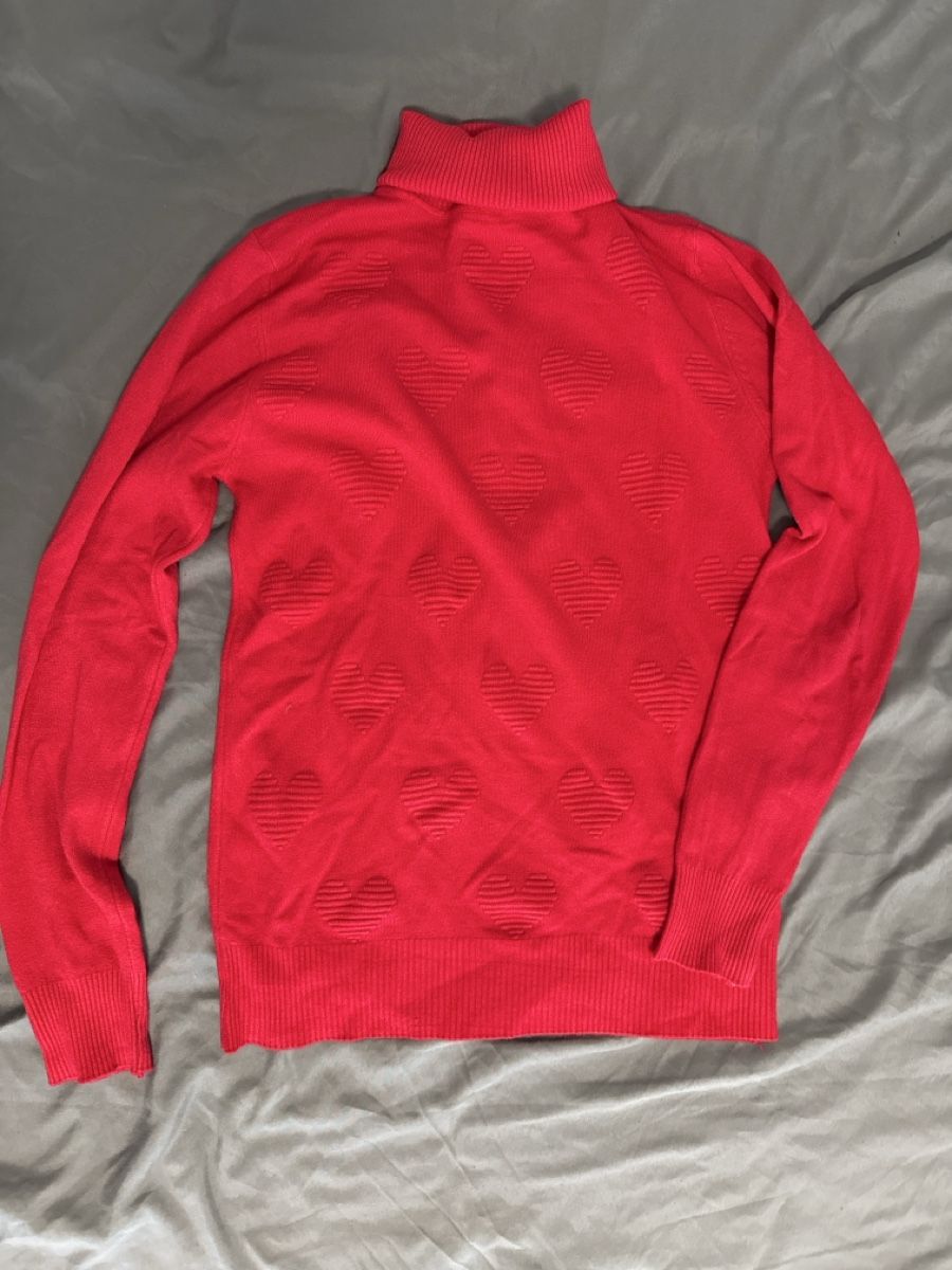 Maglioni & Felpe: Red Heart Pattern Turtleneck – Usato da Renens VD venduto da nan_8v9l