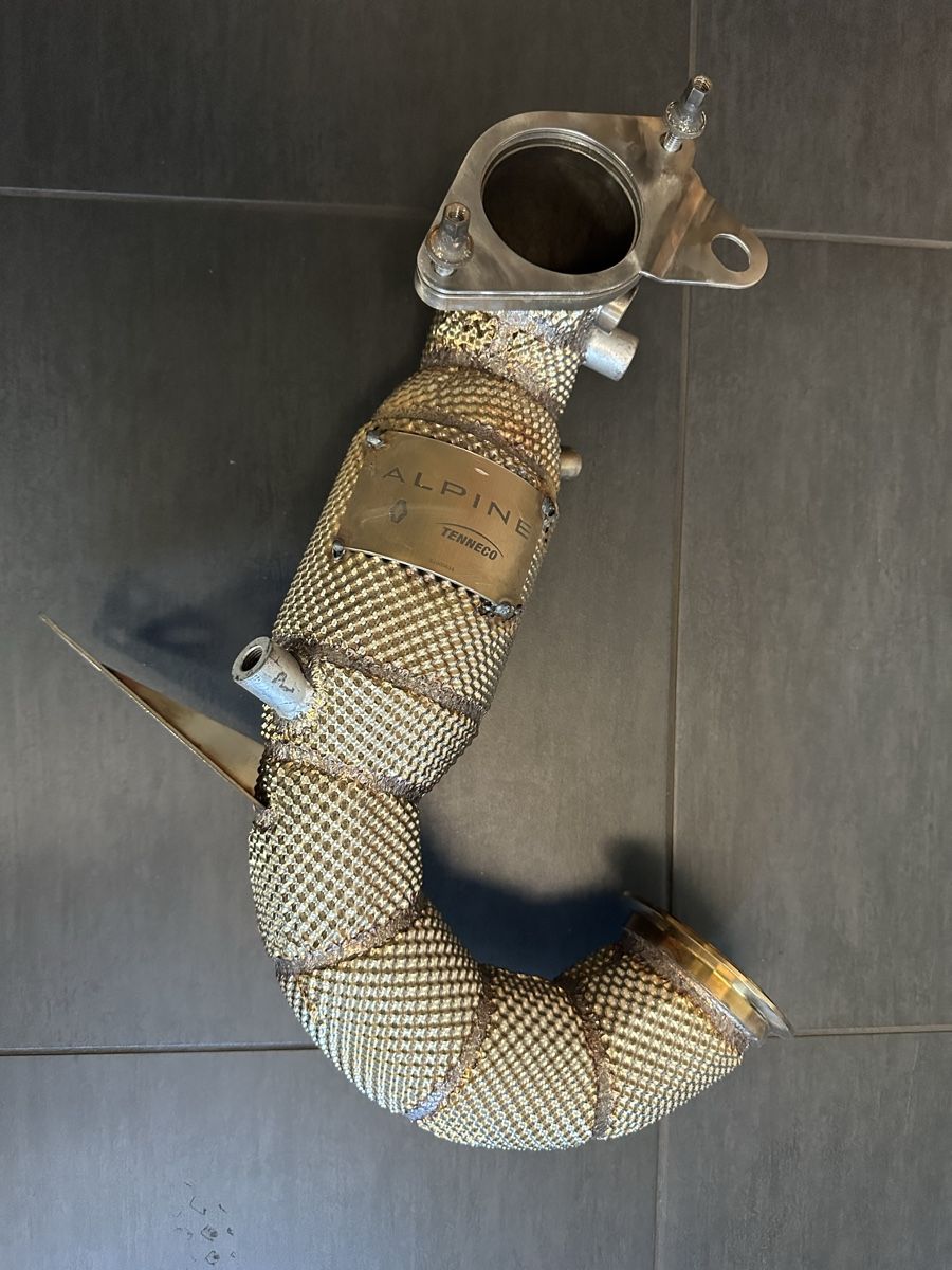 Auspuffanlagen: Downpipe Alpine A110 – Gebraucht aus Geroldswil von Eba2