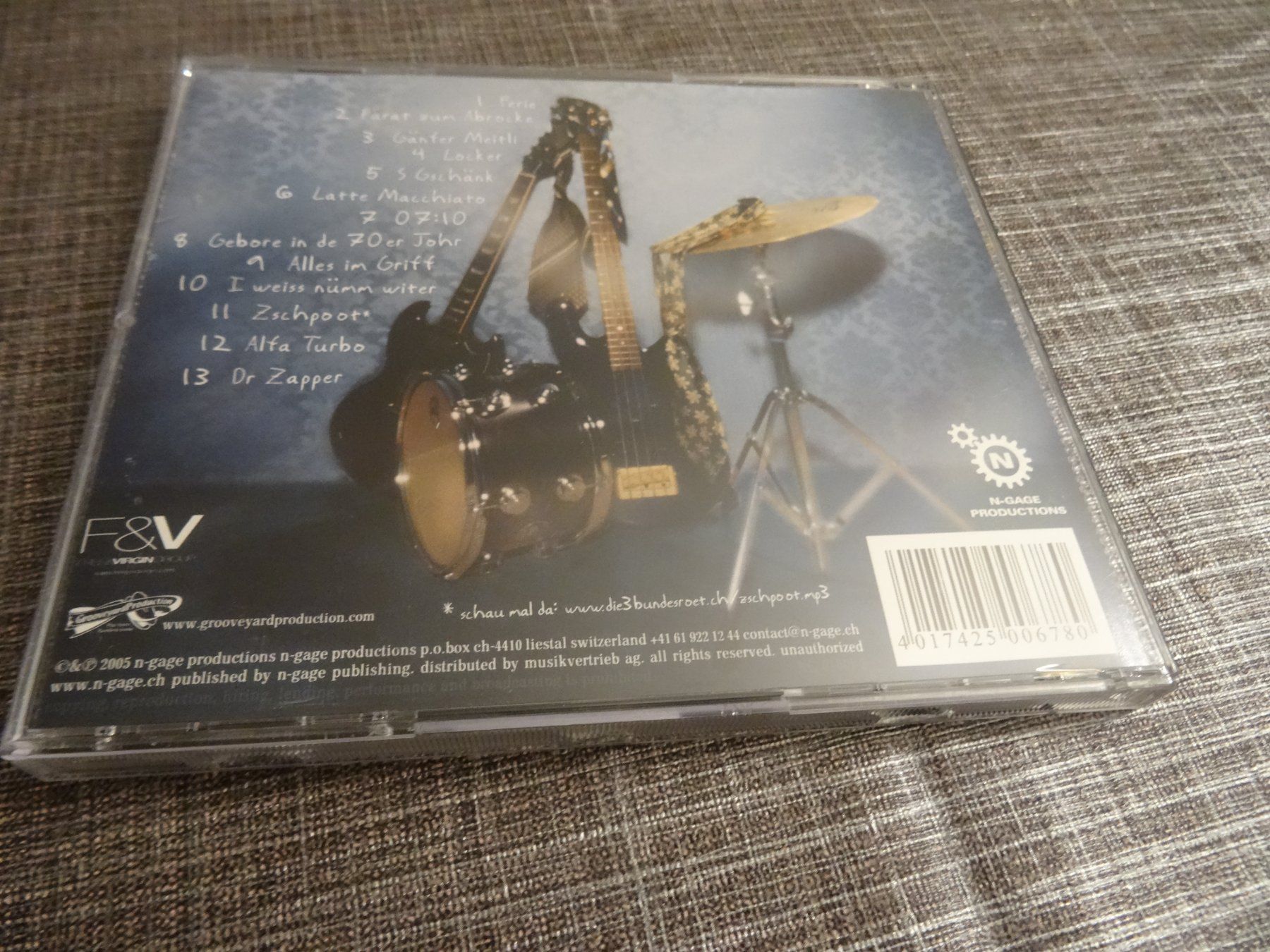 CD: Die 3 Bundesröt - CD - Mundart Rock – Usato da Olten venduto da Disc-Ausverkauf 1