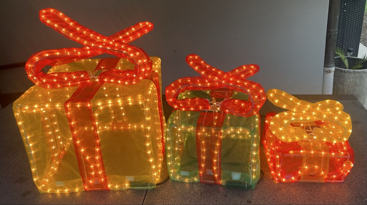Alle Dekorationen: LED Deko-Geschenks Pakete  – Gebraucht aus Altstätten SG von Nik2009 2