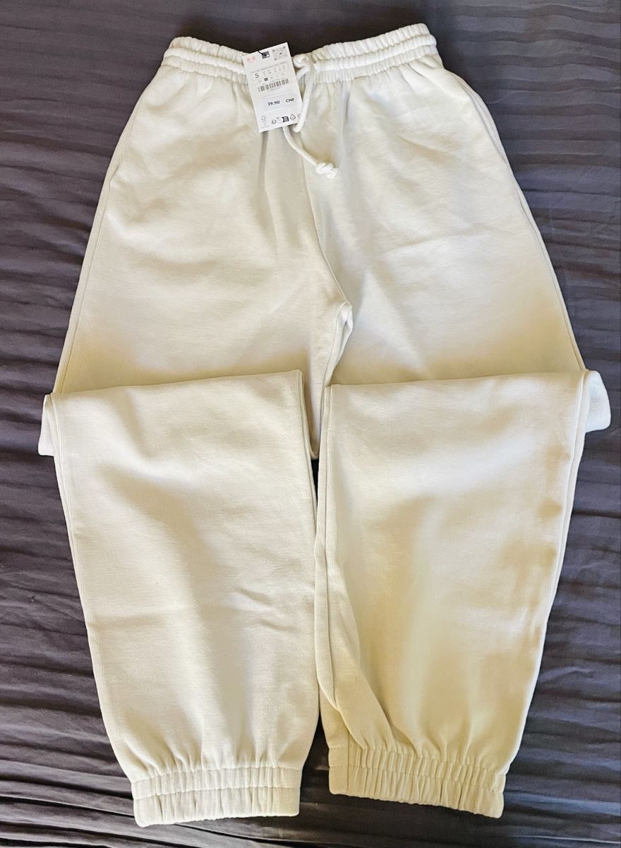 Zara Hosen: Zara Freizeithose/Jogginghose, Gr. S, Neu mit Etikett – Neu und originalverpackt aus Glattfelden von hel_8tb6