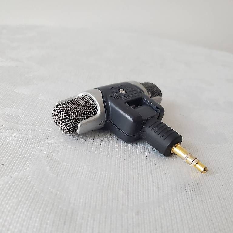 Microphones: Micro stéréo Sony – D'occasion à Bremblens par audit 2