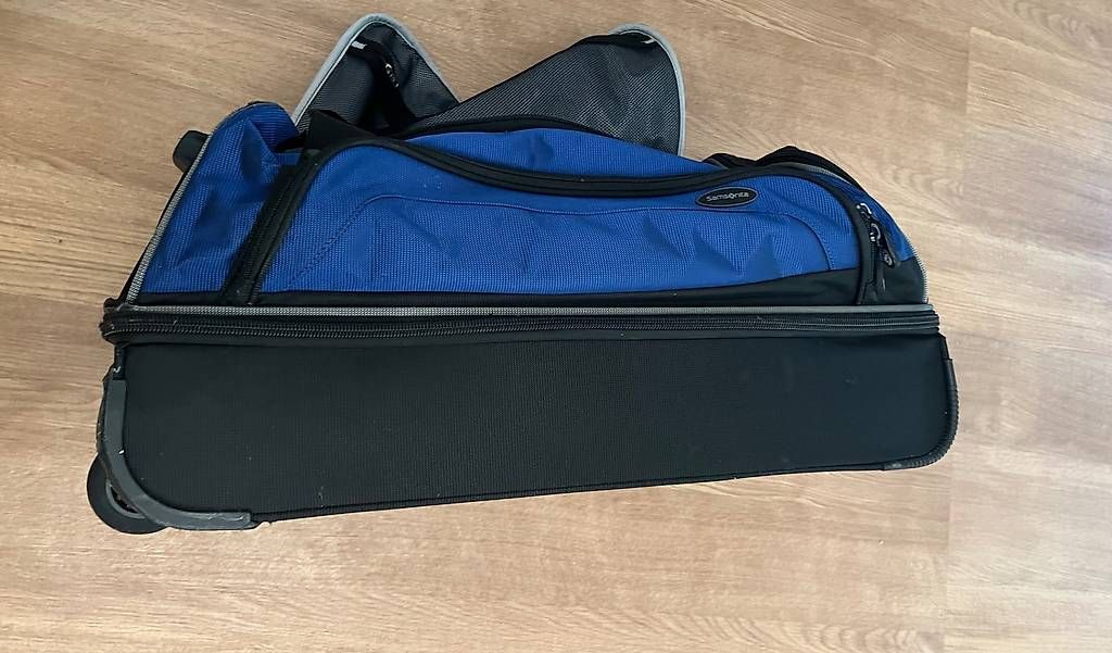 Valigie: Samsonite Tasche/Koffer – Usato da Obernau venduto da Antarctica4 2