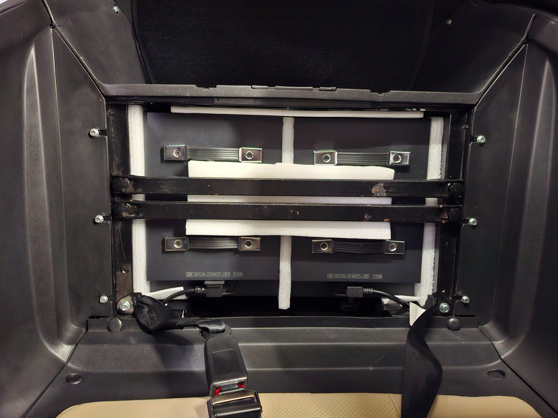 Veicoli elettrici: Senioren E-Auto Feel Lithium 2000 W 45 km/h grau – Usato da Gibswil venduto da popel 7