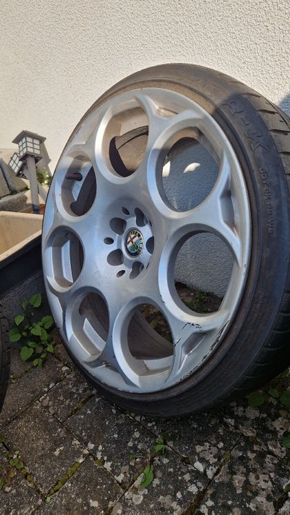 Alfa Romeo GT Blackline Felgen 8x18 (Gebraucht) in Schönenwerd für CHF ...