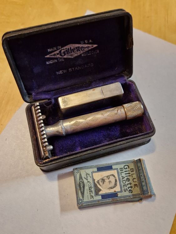 Ensemble De Rasage Vintage Gillette En Bakélite - Avec Sa Pochette - Occasion En Très Bon état