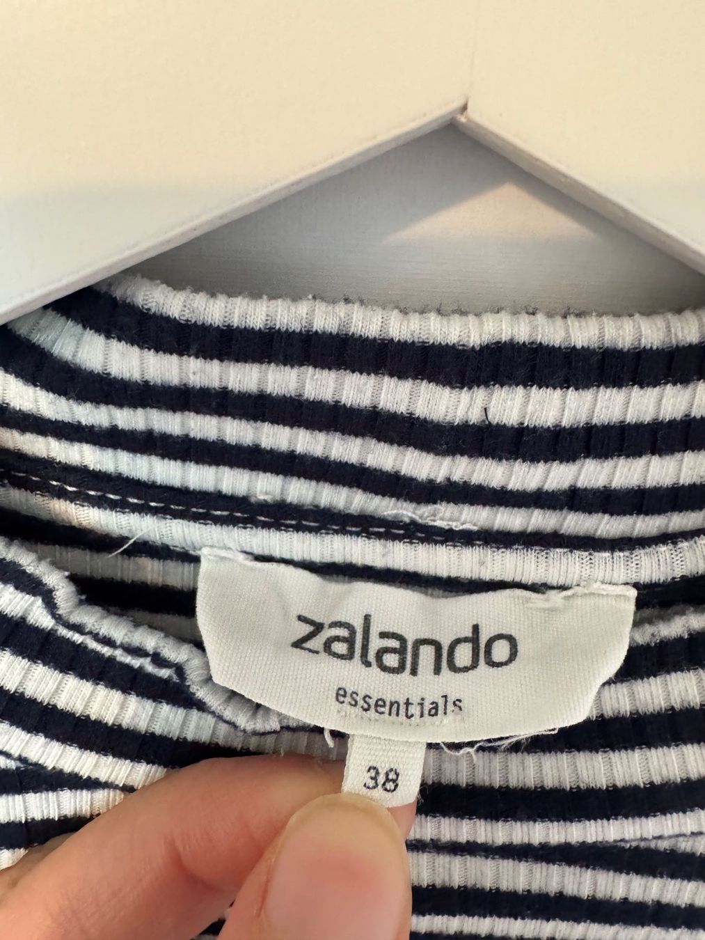 T-shirts: Shirt Zalando – D'occasion à Arbon par flowerandfound 2
