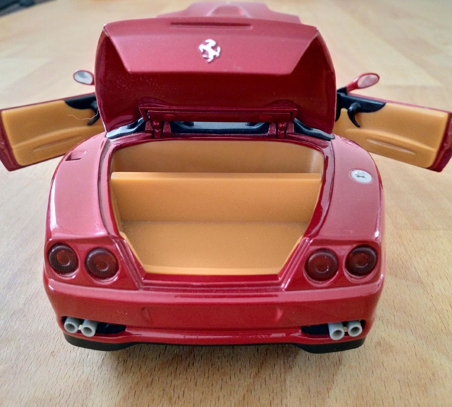 Ferrari Modellautos: Ferrari 550 Barchetta – Neu (gemäss Beschreibung) aus Yverdon-les-Bains von pri_x6j6 4