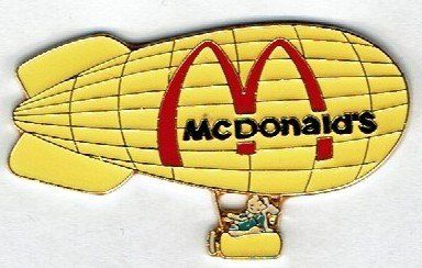 Mc Donald's Placchette & Badge: Mc Donald's Zeppelin Tintin und Struppi – Usato da Hinterkappelen venduto da Schampus
