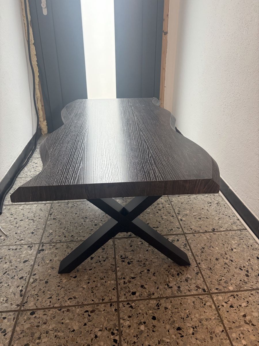 Tavoli: Couchtisch/Wohnzimmertisch – Usato da Müllheim venduto da sha_s9l9