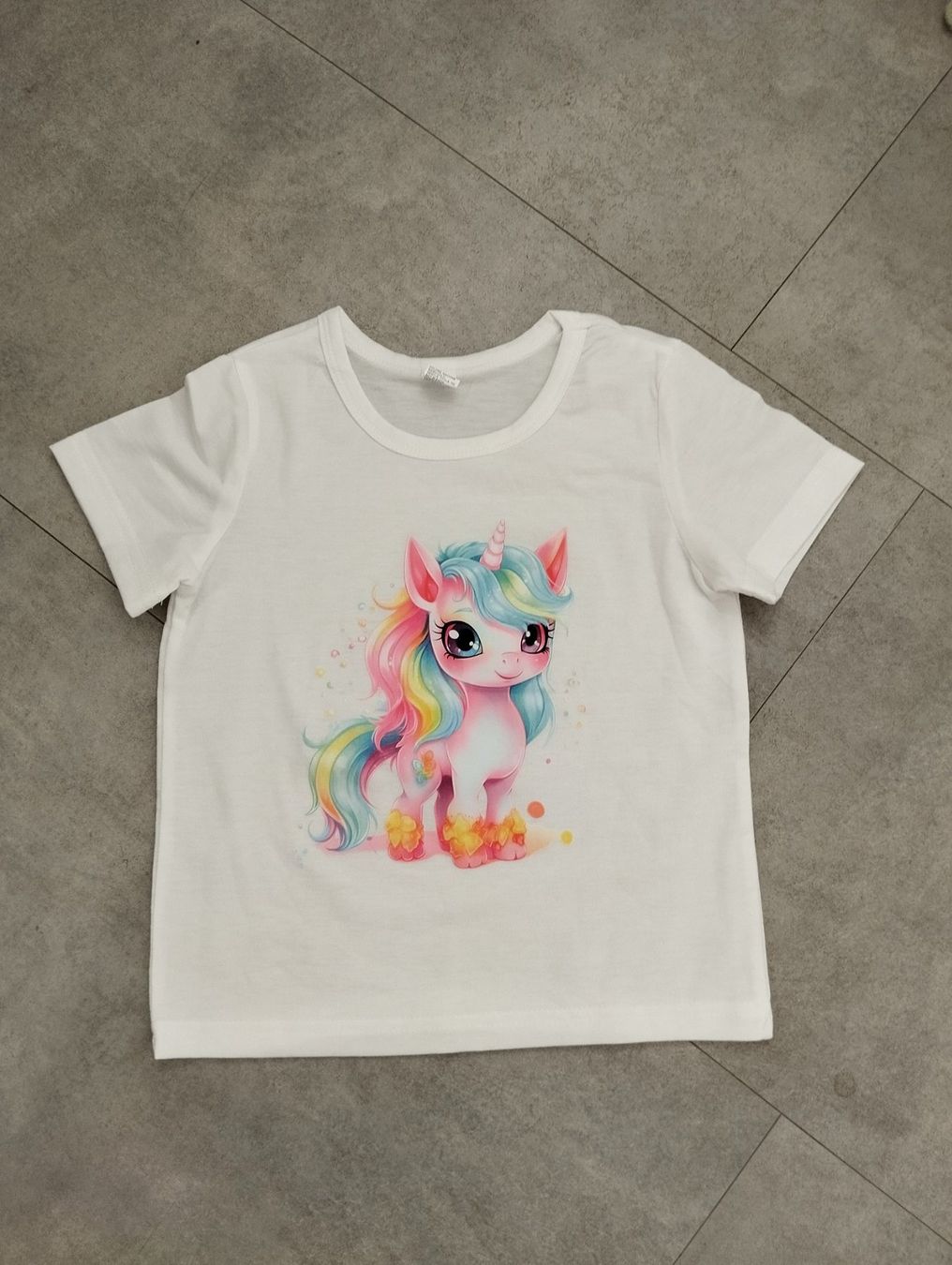 Camicette, T-shirt & Top: T-Shirt Gr. 104...Neu! – Nuovo (secondo la descrizione) da Uetendorf venduto da Koh0