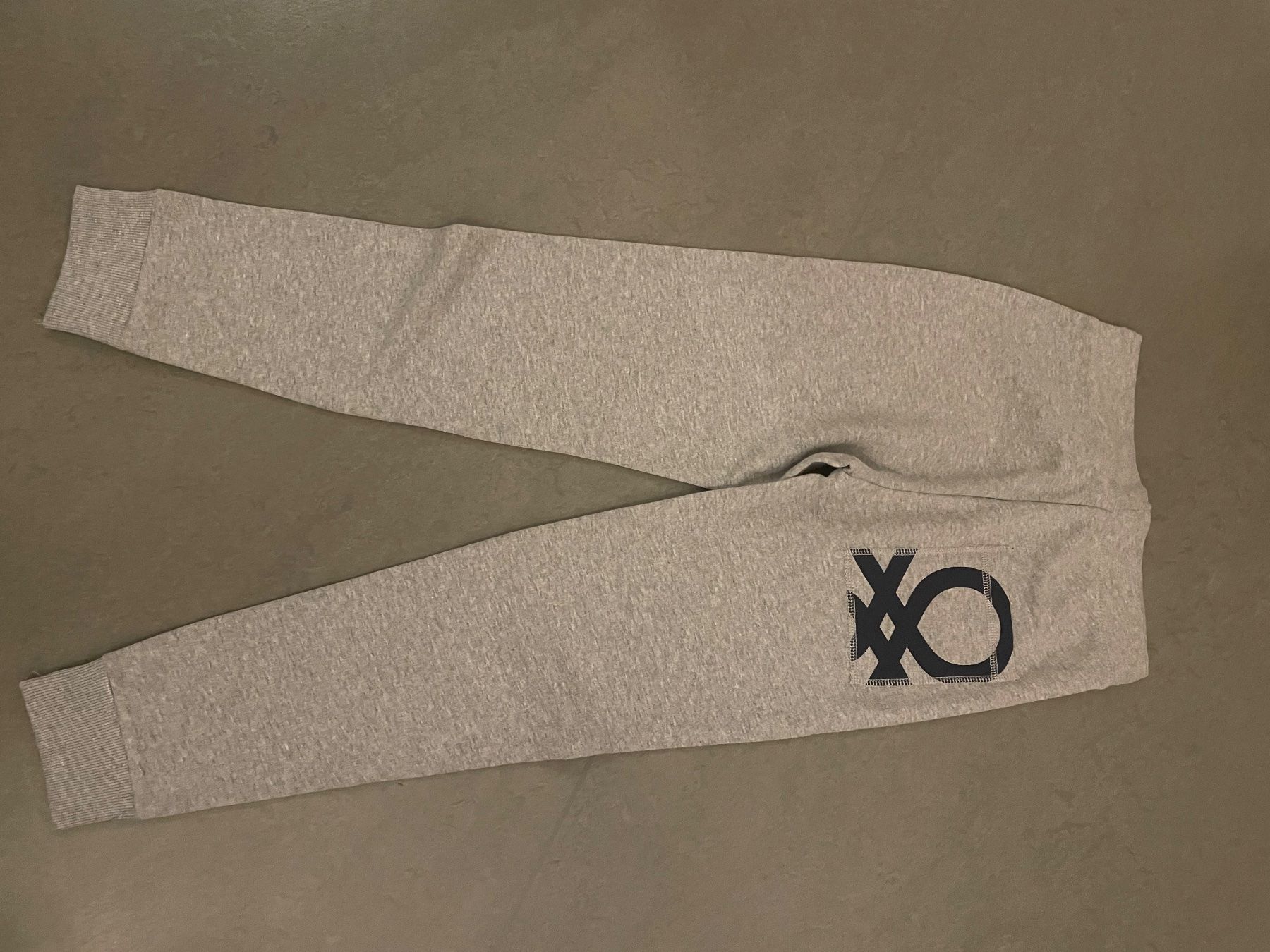 Benetton Hosen: Benetton Trainerhose – Neu (gemäss Beschreibung) aus Zürich von Ivona3 2
