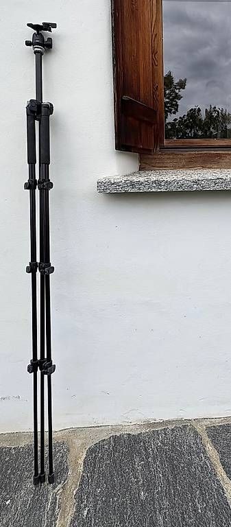 Manfrotto Trépieds & Accessoires: Dreibein-Stativ – D'occasion à Zollikon par Tagisonne