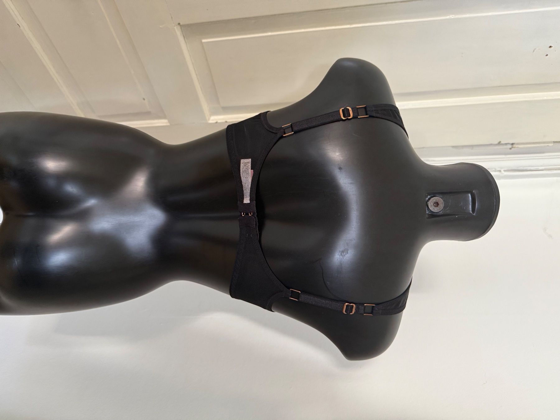 Sonstige Unterwäsche: Agent Provocateur underboob high-neck silk bra – Neu (gemäss Beschreibung) aus Baden von agora_newgeneration 6