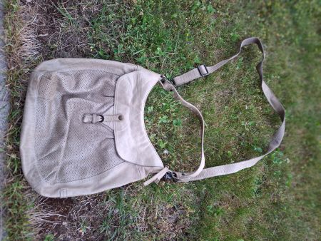 Schöne gebrauchte Handtasche