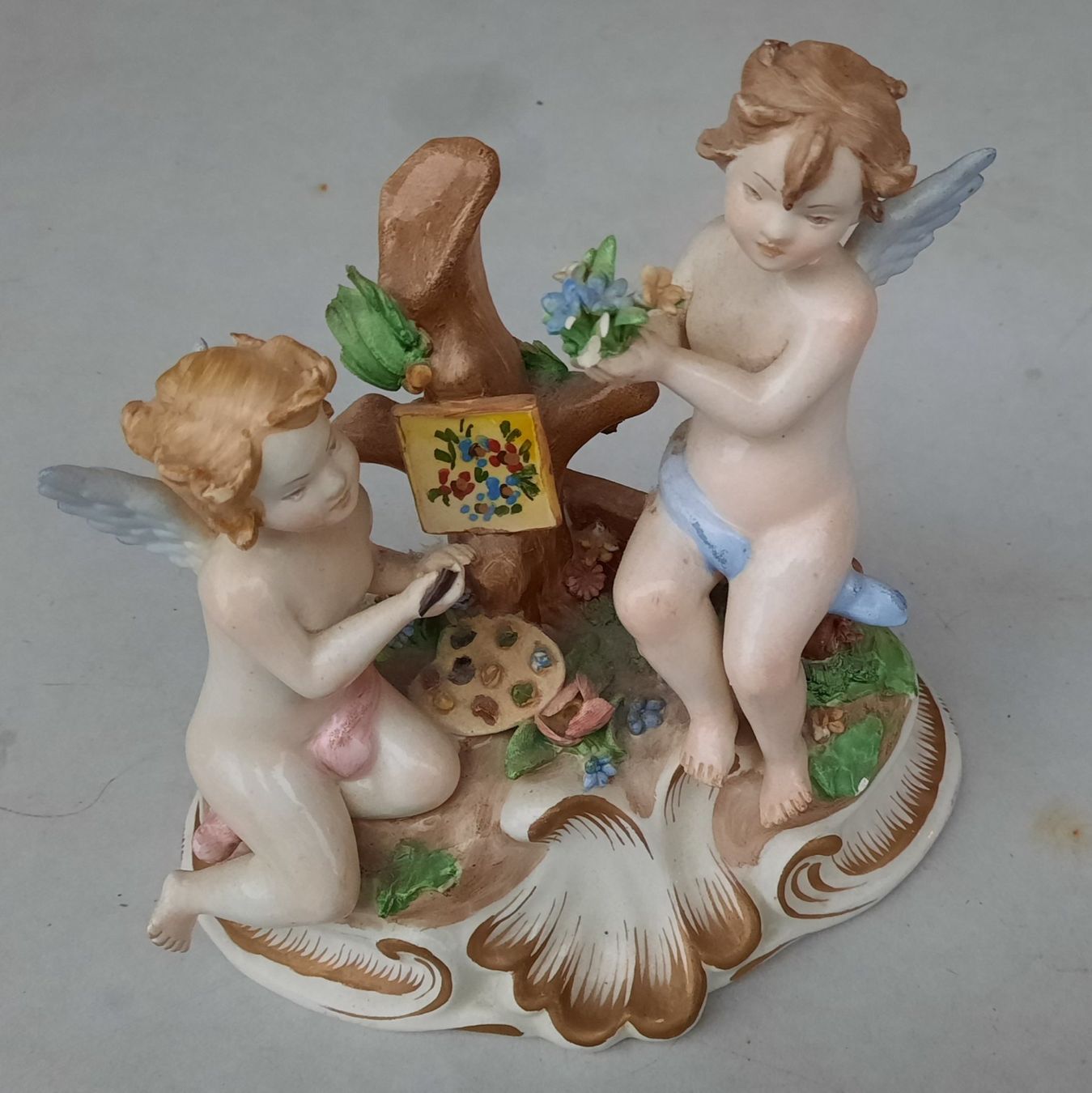 Statuette: Antike Porzellanfigur mit Engel – Usato da Weinfelden venduto da JoeBaer 1