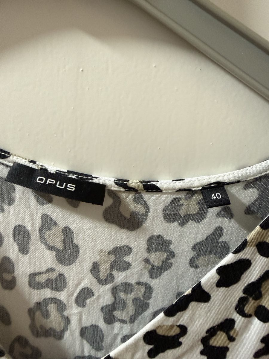 Opus Robes: Kleid opus – D'occasion à visp par Kmemo1 1