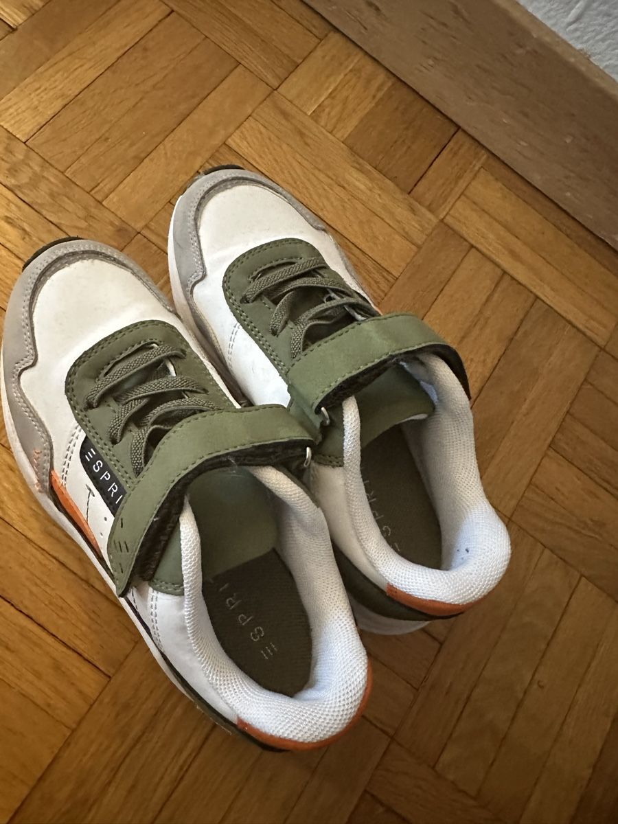 Esprit Chaussures garçon: Esprit Sneaker, Gr. 32 – D'occasion à Neuenhof par prada010 2