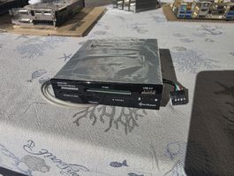 Sharkoon Interner Multi-Card-Reader (3.5 Zoll) 