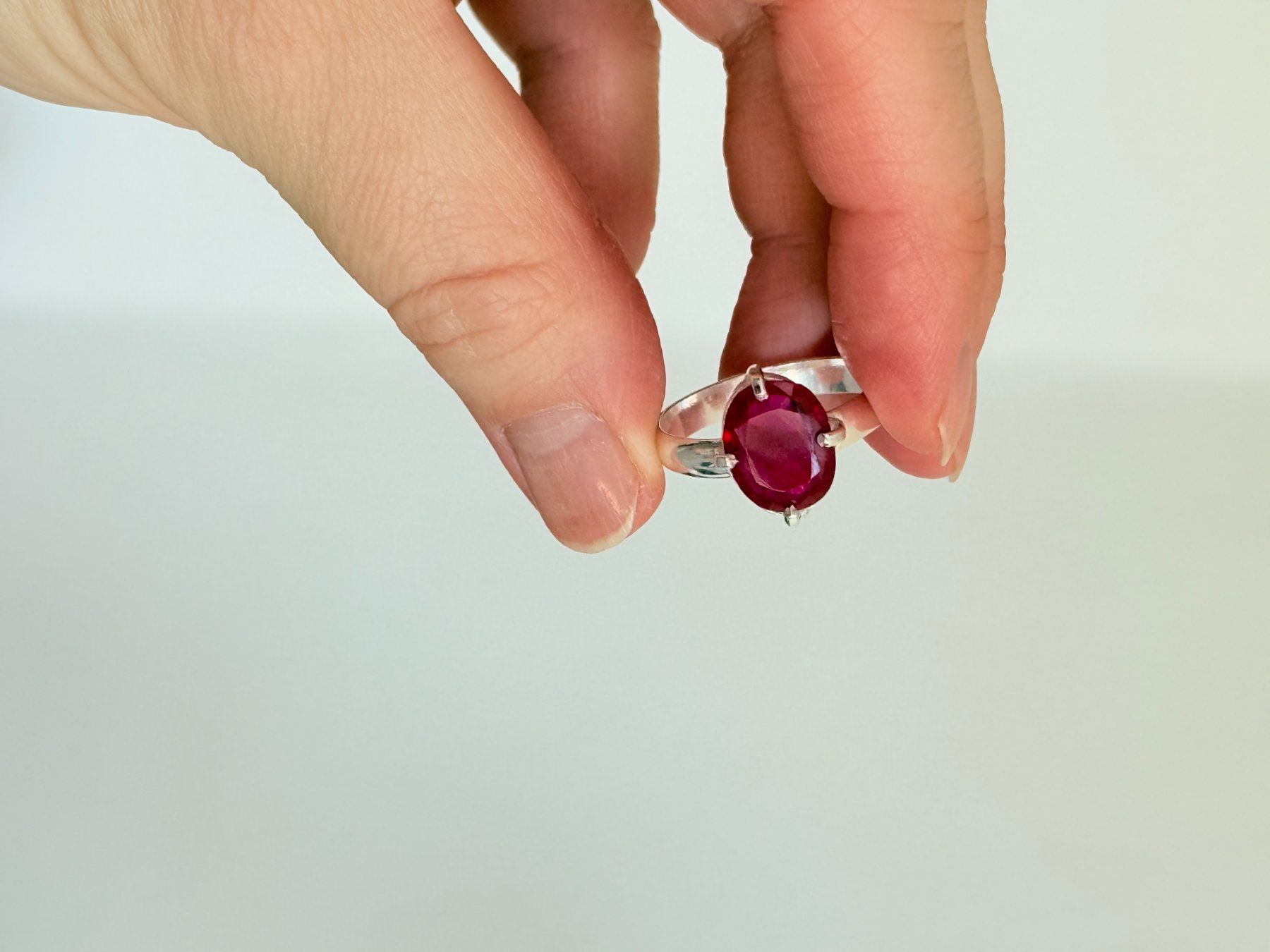 Ringe: 5.75 Ct Oval Gemstone 62,5MM RING with certificate – Neu und originalverpackt aus Genève von AWWA 3