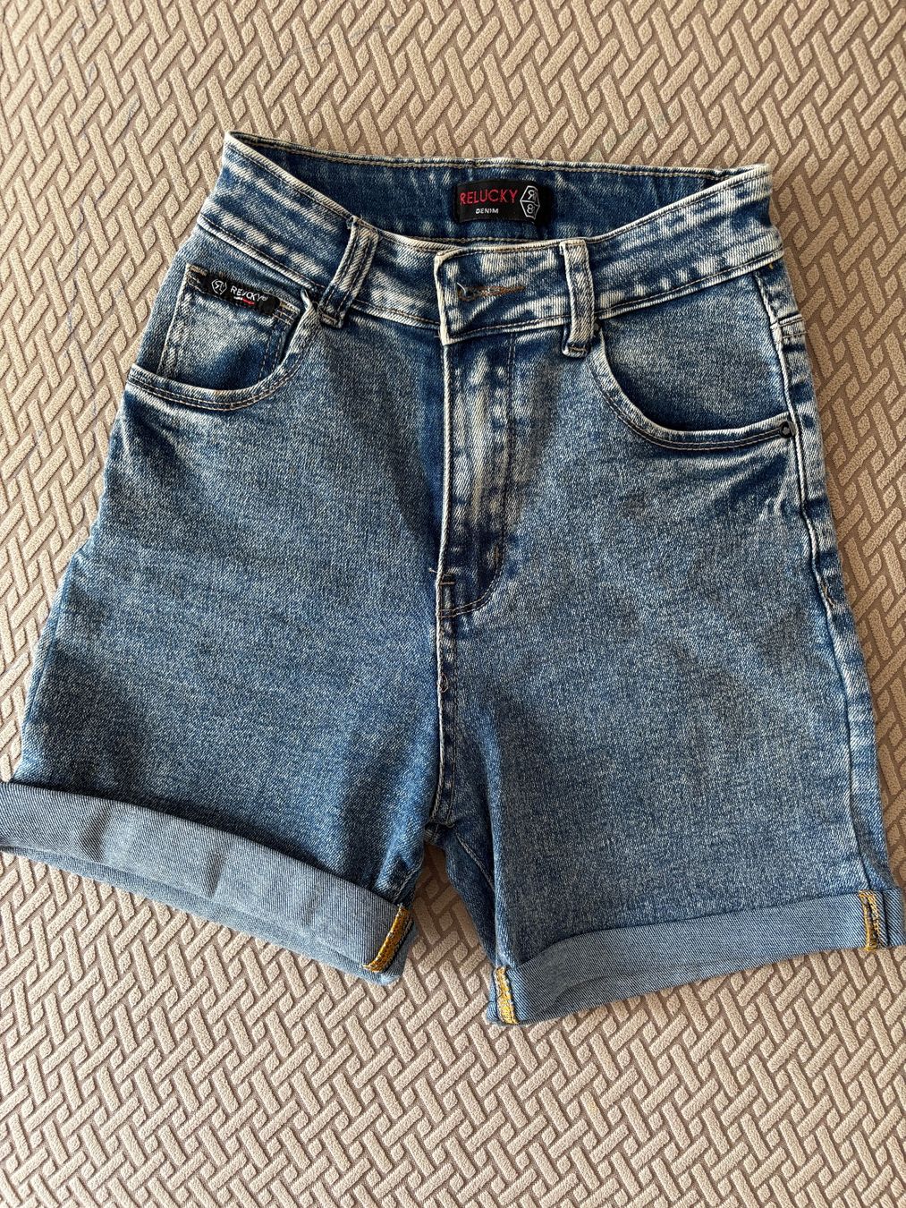 Jeans: Jeansshorts – Usato da Bern venduto da ViksiBash 1