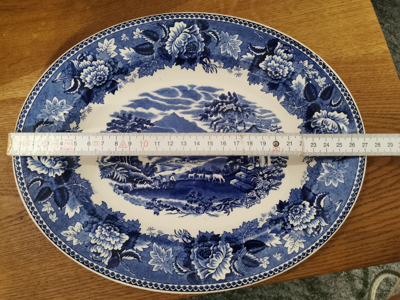 Wedgwood Servierplatten: Wedgwood "Landscape" Etruria servierteller oval 27cm  – Neu (gemäss Beschreibung) aus Hittnau von ettsas