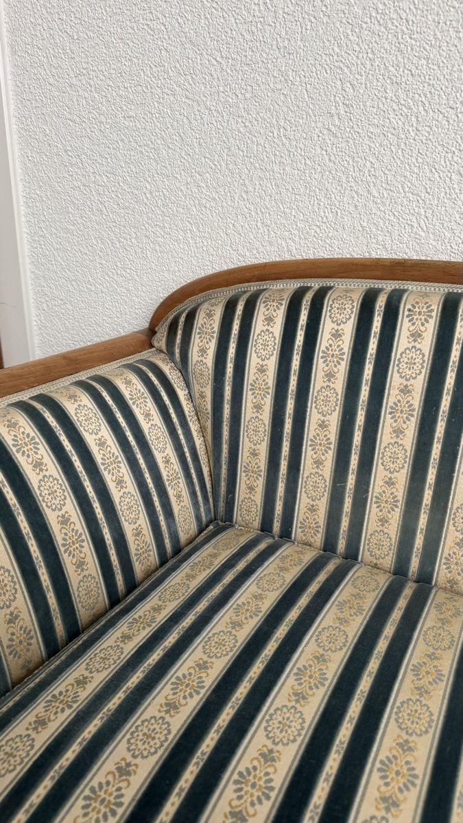 Divani: Biedermeier Sofa – Usato da Uster venduto da AliciaMiller 1