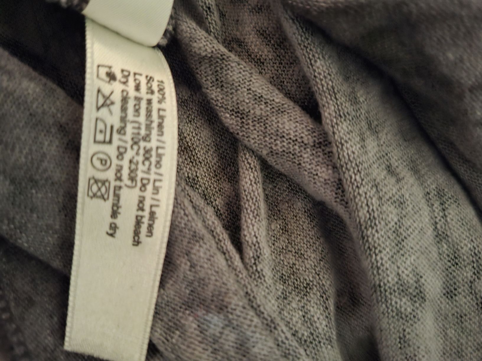 Pulls & Sweat-shirts: Pull en lin Umit Unal gris – Neuf (Voir description) à Colombier NE par lou_68hw 3