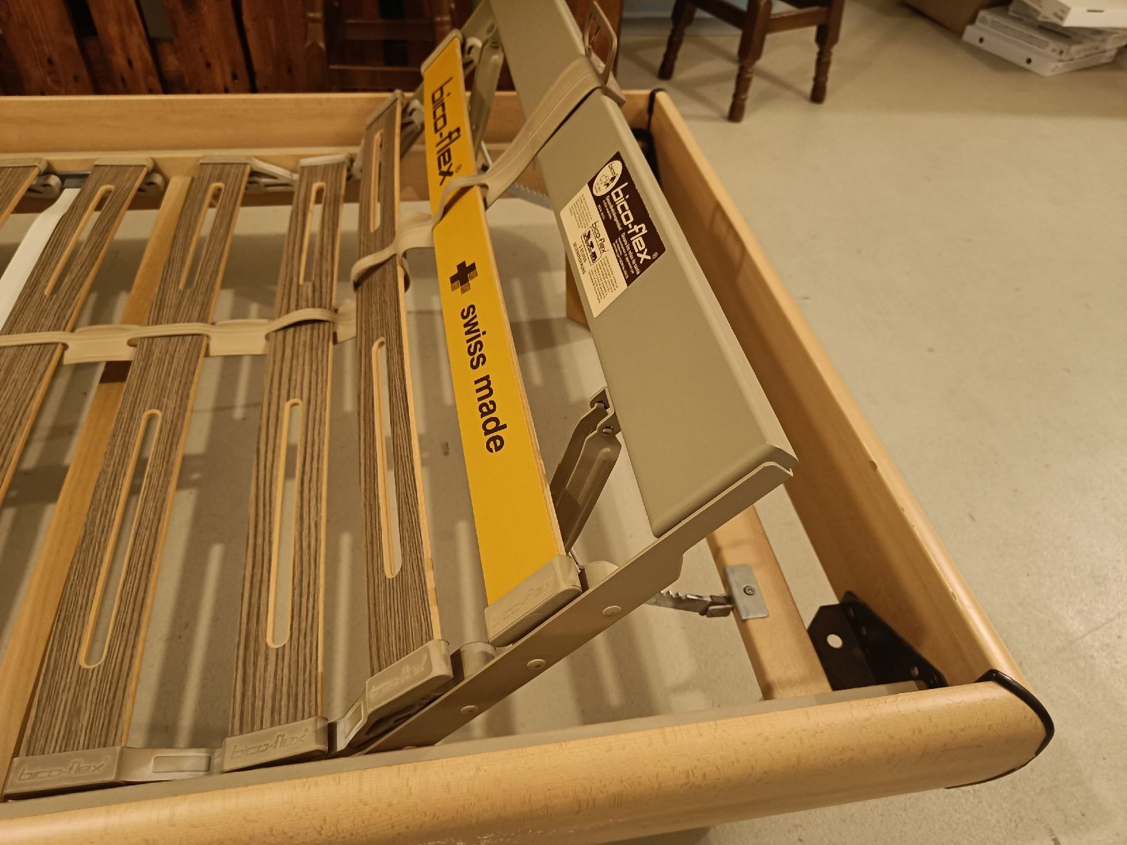 Bico Reti a doghe: Bico-Flex Lattenrost verstellbar 90x200cm – Usato da Männedorf venduto da and_q9r9 2