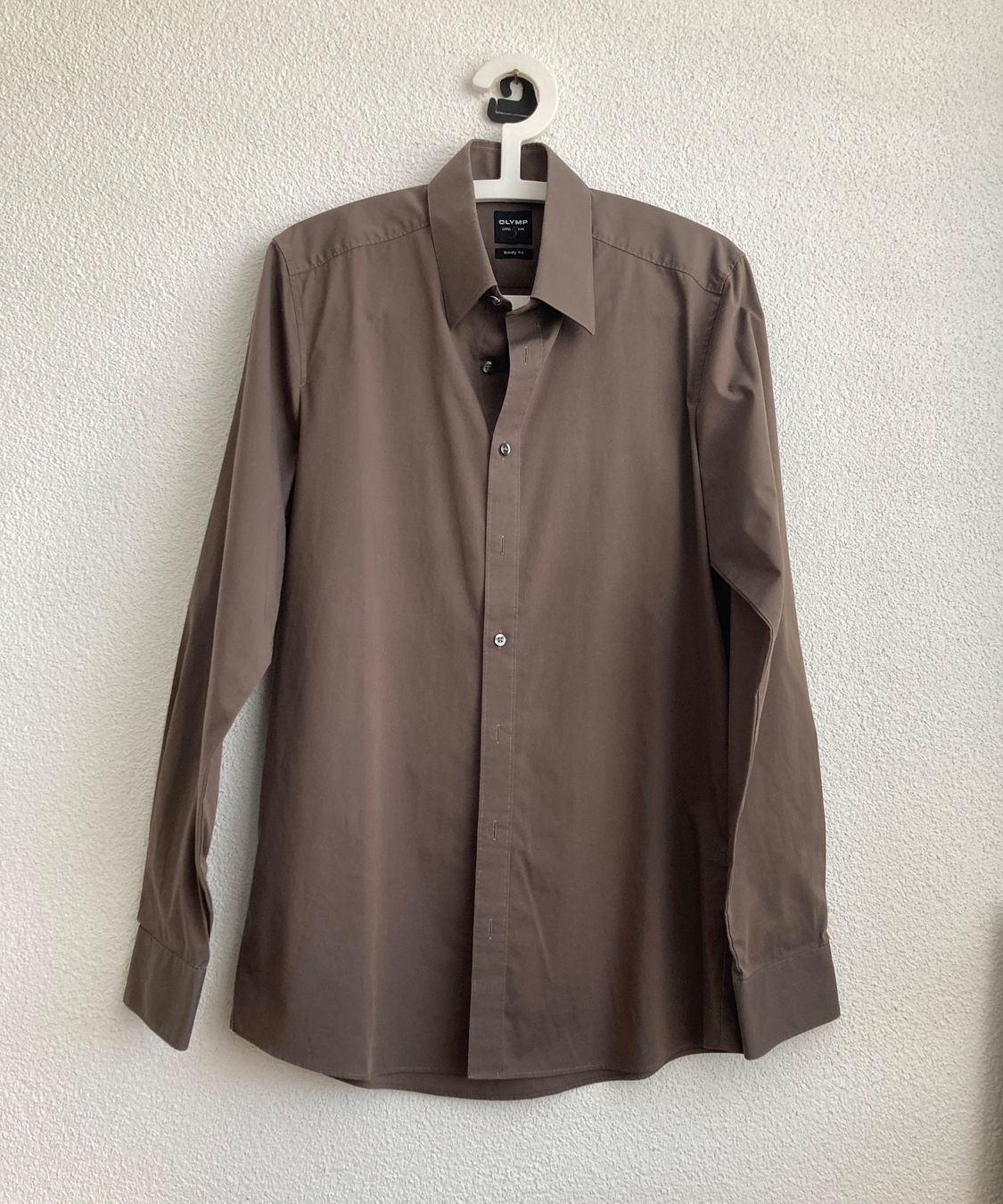 Camicie: Herrenhemd v. Olymp, Gr. 40, braun – Usato da Diepoldsau venduto da mabeapt 3