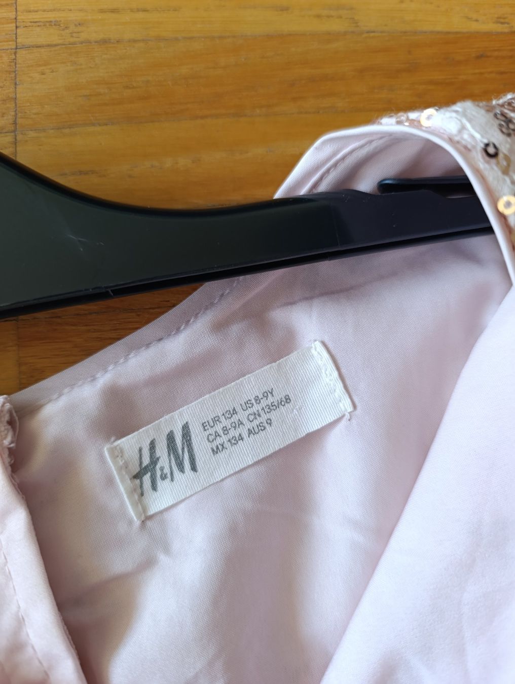 H&M Vestiti & Gonne: Mädchen Festliche Kleid, Gr. 134 – Usato da Zürich venduto da mir_2kjl 4