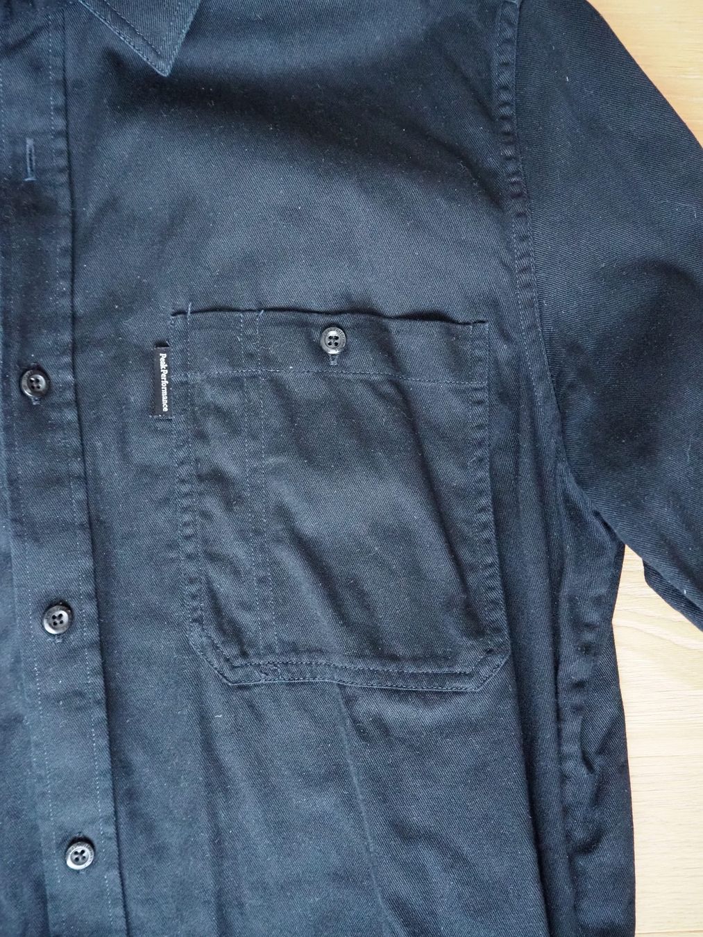 Peak Performance Camicie: Peak Performance Hemd, Herren, Gr. M schwarz – Usato da Engelberg venduto da gus_l6zx 1