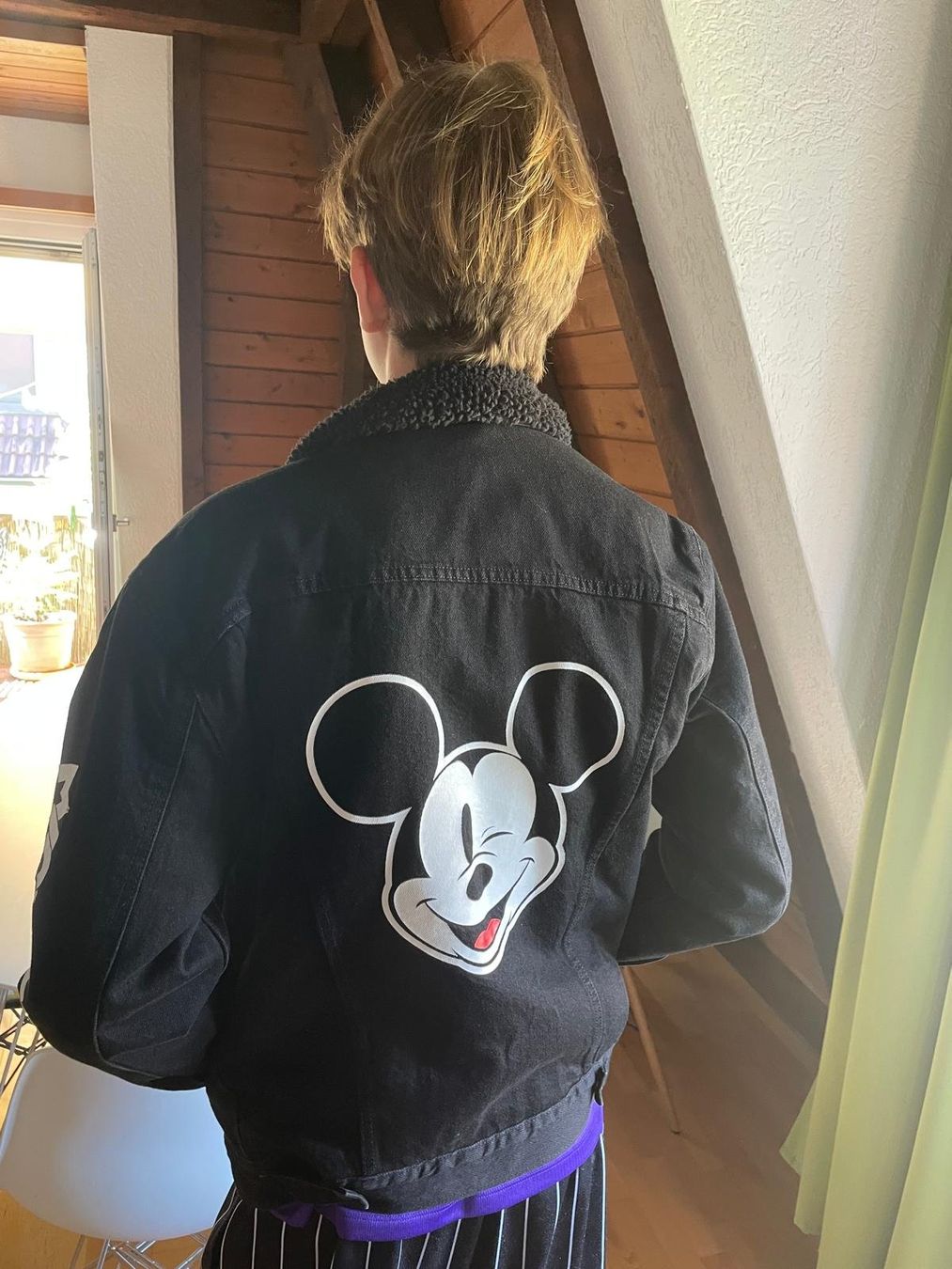 Levi's Giacche: Mickey Mouse – Usato da Zürich venduto da Benji_u_Co