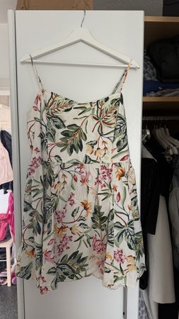 Kleid Sommerkleid Blumenmuster Grösse L guter Zustand