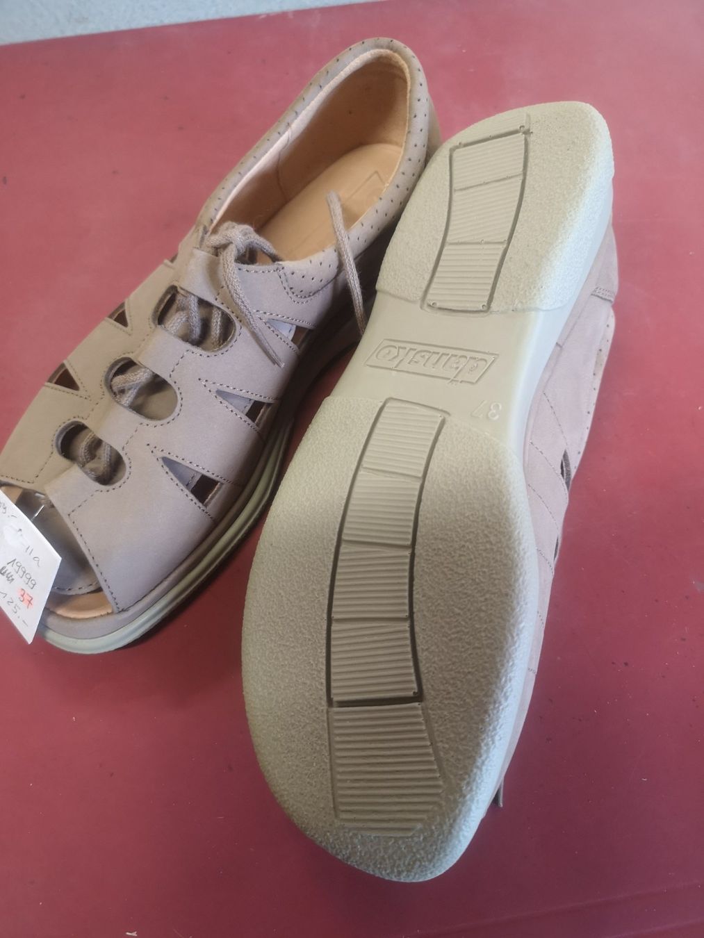 Helvesko Damenschuhe: Helvesko dansko – Neu und originalverpackt aus Möhlin von Highwaytom 1