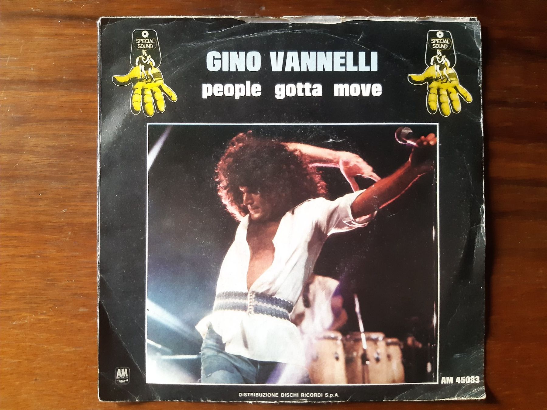 Dischi in vinile: Gino Vannelli - People Gotta Move (7") – Usato da Verscio venduto da giamma1985 1
