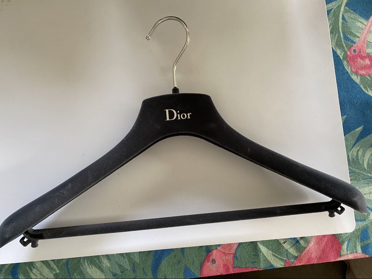 Dior Anzüge & Kostüme: Ceintres Christian Dior gris – Gebraucht aus Bouveret von wes_7zll