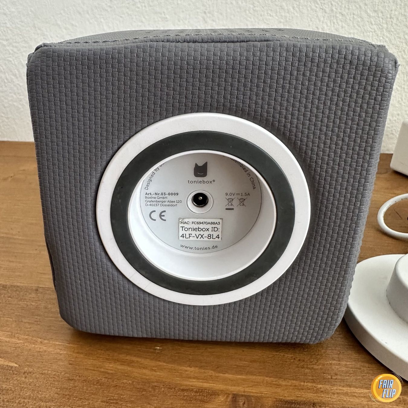 Spielzeuge: Toniebox Grau mit Ladestation – Gebraucht aus Luzern von fairflip 1